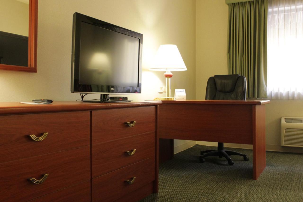 Holiday Inn Express Chihuahua By Ihg Εξωτερικό φωτογραφία