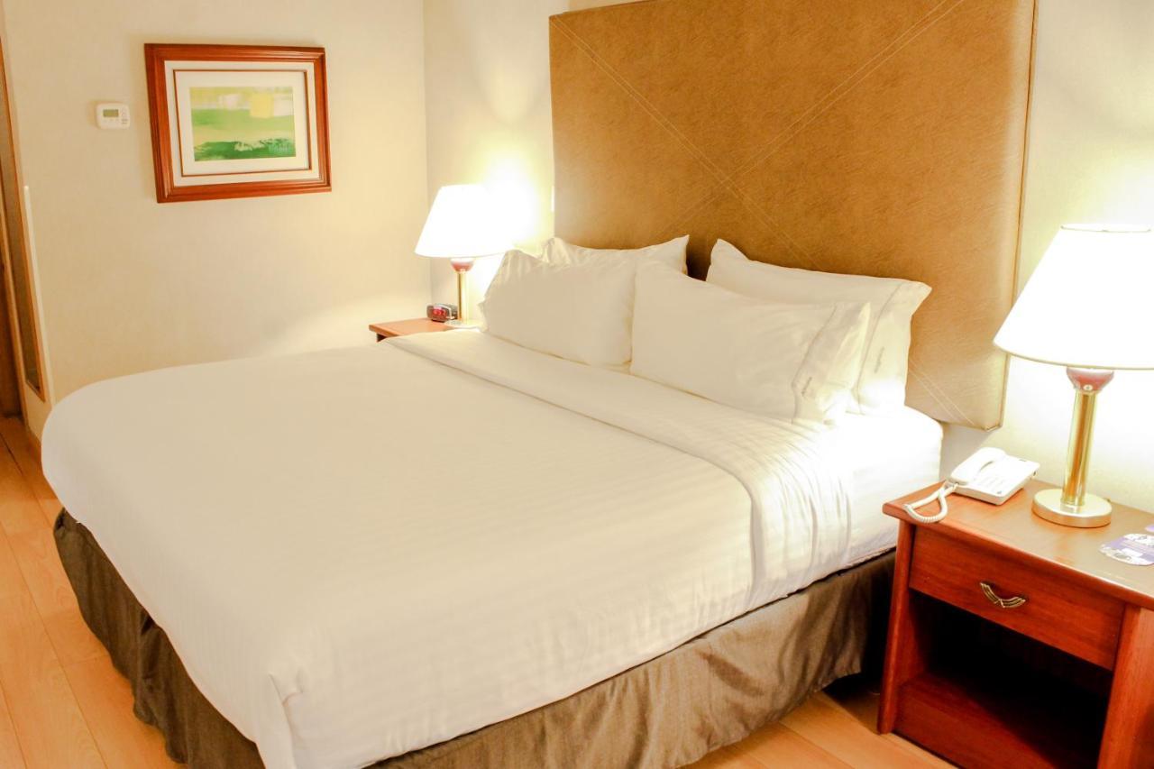 Holiday Inn Express Chihuahua By Ihg Εξωτερικό φωτογραφία