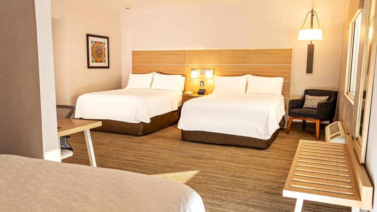 Holiday Inn Express Chihuahua By Ihg Εξωτερικό φωτογραφία