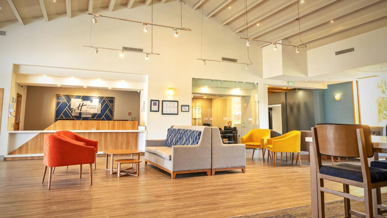 Holiday Inn Express Chihuahua By Ihg Εξωτερικό φωτογραφία