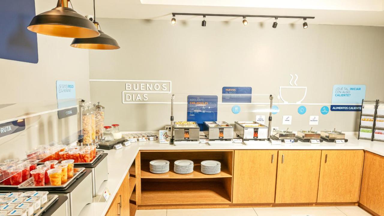 Holiday Inn Express Chihuahua By Ihg Εξωτερικό φωτογραφία
