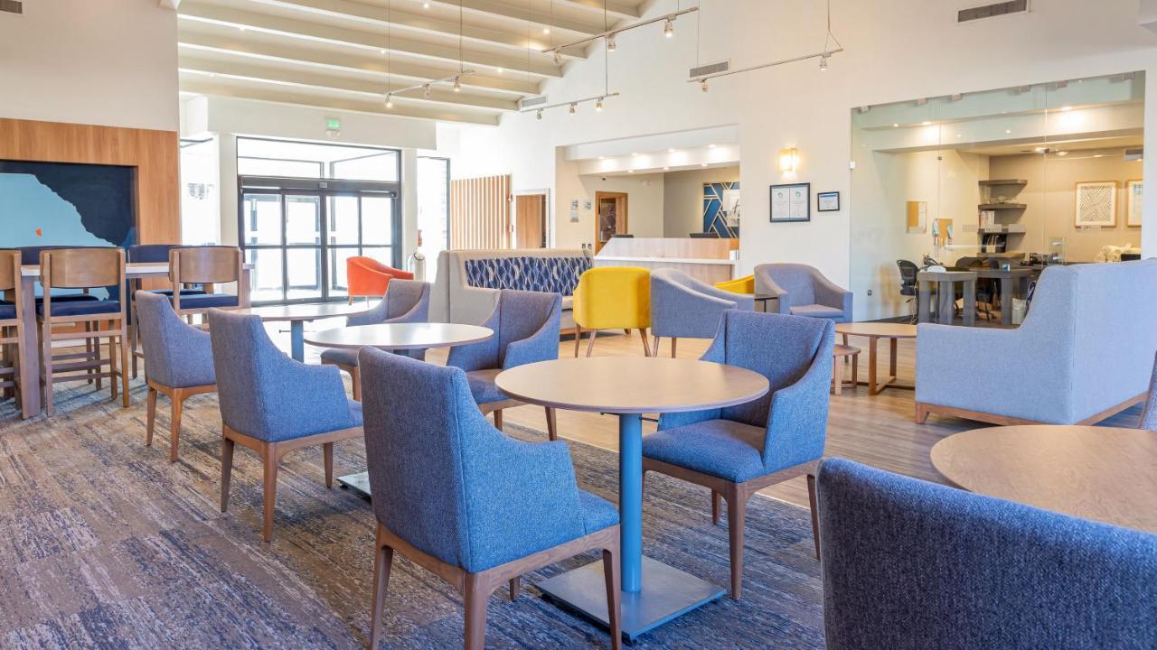 Holiday Inn Express Chihuahua By Ihg Εξωτερικό φωτογραφία